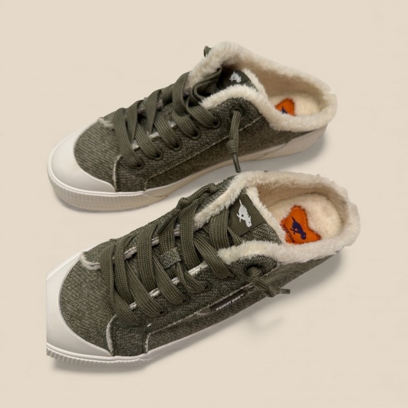 Rocket Dog Green Casual Mules - Picture 2 of 3